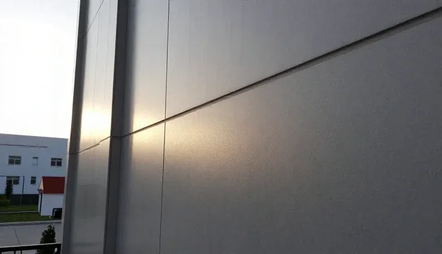 成都主机租用对比两种做法，点明实际取舍